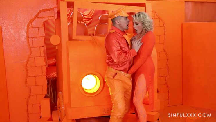 Big Tits Brittany Bardot - Colors On Fire 1