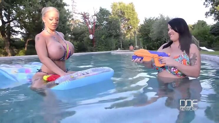 [DDFBusty] - Leanne Crow & Delz Angel - British Babes with Big Boobs in Water - Leanne Crow - Delz Angel
