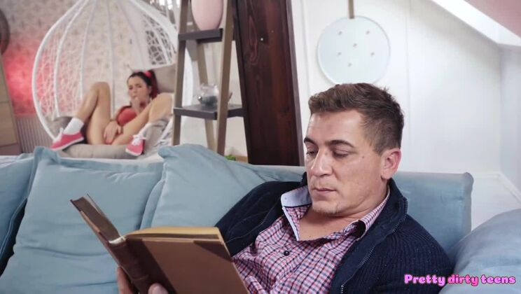 Czech Brunette Cindy Shine Squirts Wild