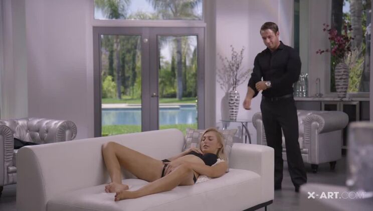 Alexa's Erotic Meet - Beautiful and Young