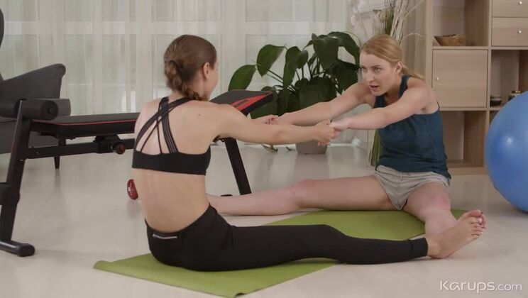 [KarupsPrivateCollection] - Lesbian Amaris and Stefanie Moon Stretching Together - Amaris