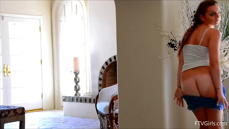 Fetish Fingering Leads to Easy Orgasms 7 with Cara