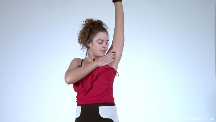 Dominique Unveils Her Body