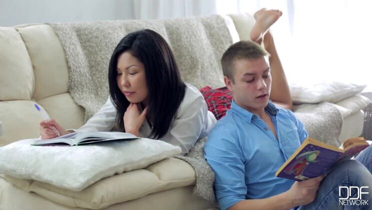 [EuroTeenErotica] - Veiki's Foot Fetish and Fucking - Karina Hart