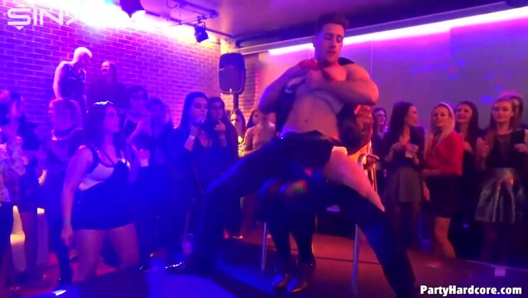 Amateur Party Vol. 43 - Big Cock