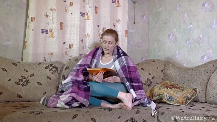 Sensual Reading with Blonde Fani