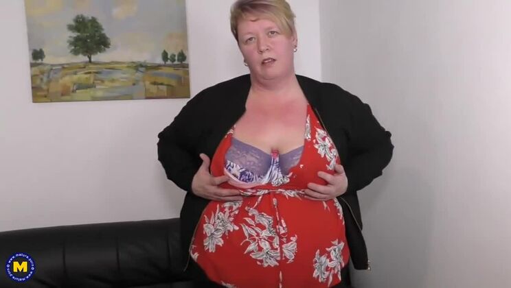 [Mature.nl] - Sex Toys and Stockings: Blonde BBW Solo Fun