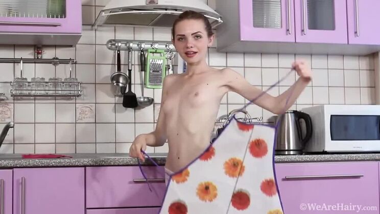 Alisa Chearry Amateur Solo in Lingerie