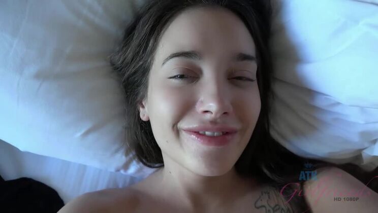 Gia Wakes Up to Her Favorite Cock Everyday