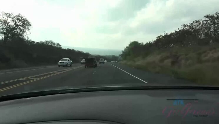 Brunette Bombshell Jill Kassidy Beach Fuck