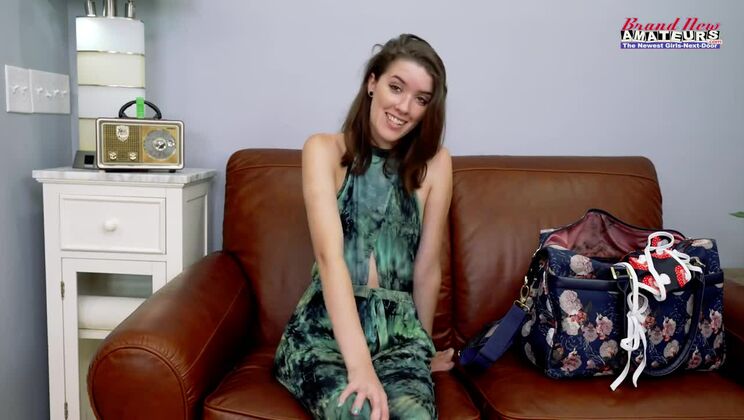 Amateur Starshine Gets Anal on Casting Couch