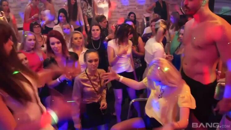 [BANG.com] - Group Sex Orgy: Blondes & Brunettes Deepthroat Strangers - Jenna Ivory