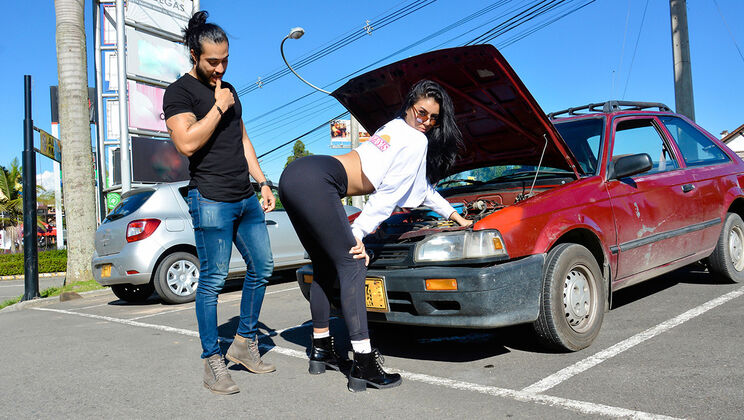 [Oyeloca] - Cassandra and Mario Leon in Hot Pink Underwear - Cassandra - Mario Leon