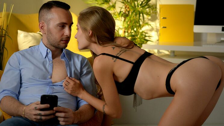 [AssholeFever] - Hotter Than Espresso - Tiffany Tatum - Raul Costa