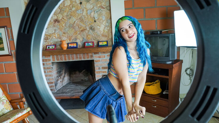 [IMadePorn] -  Soldier's Huge Delivery  - Min Galilea - Soldier Huge Cock