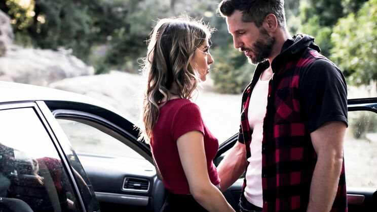 Outdoor Blowjob with Brunette Kristen