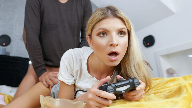 [ExxxtraSmall] - Gamer Girl Focus on Sex