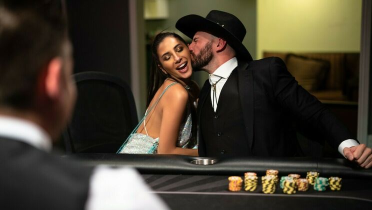 [Babes.com] - Stirling Cooper's Big Cock Ride - Gianna Dior - Stirling Cooper