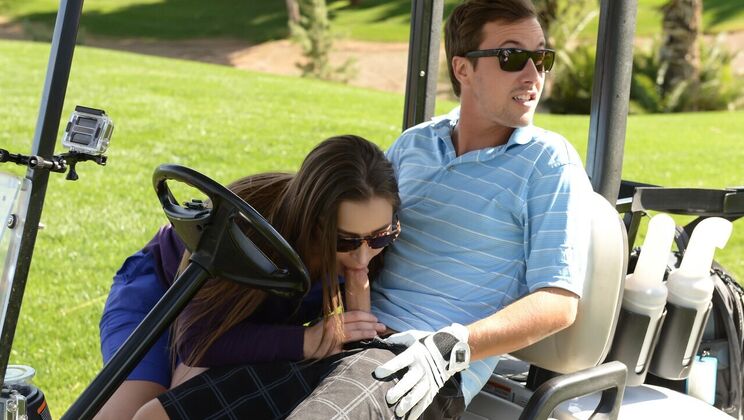 [Brazzers] - Dani Daniels Outdoor Sex Adventure - Dani Daniels - Jessy Jones