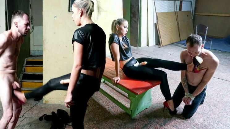 [Submissed] - Amateur Blonde Gets Strap-on Fucked - Julia Parker