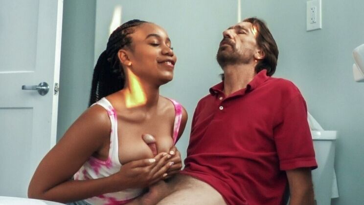 Natural Tits Brunette in Sexy Pose