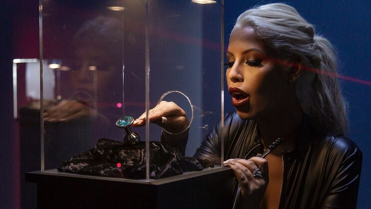 [Brazzers] - Busty Blonde Bridgette B Gets Anal with Big Cock Cop - Bridgette B - Isiah Maxwell