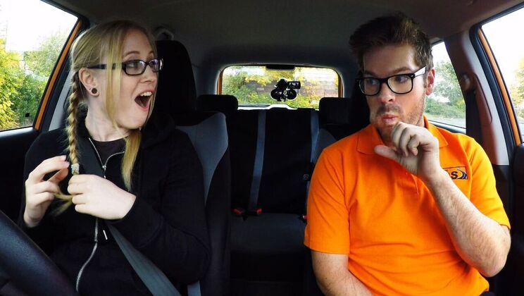 [FakeDrivingSchool] - Marketing Student's Amateur Sex - Ryan Ryder - Satine Spark