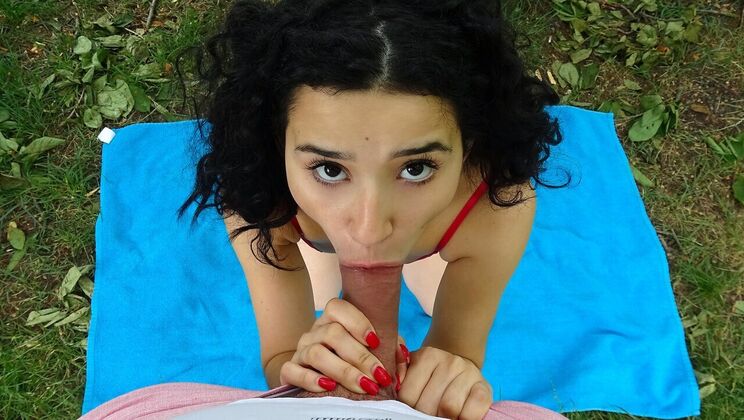 Standing Outdoor Sex with Cowgirl