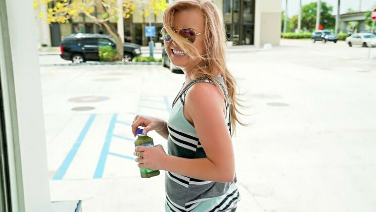 [PublicPickups] - Blonde, Athletic, and Loving It - Levi Cash - Nicole Clitman