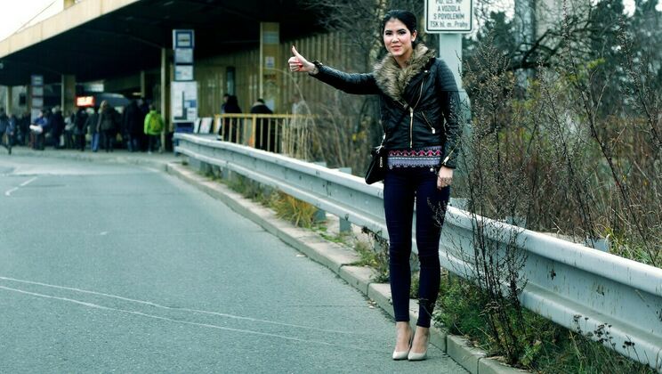 [StrandedTeens] - Czech Honey's Sexy Drive - Lady Dee