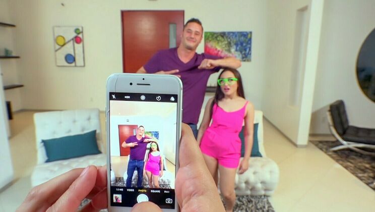 [Don'tBreakMe] - Spinner Enjoys Brunette Blowjob - Danny Mountain - Gabi Paltrova