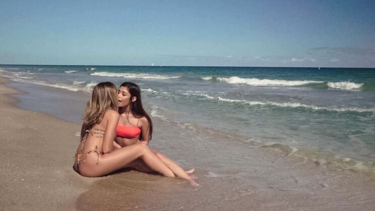 Xxlayna & Vivianne's Wild Ride