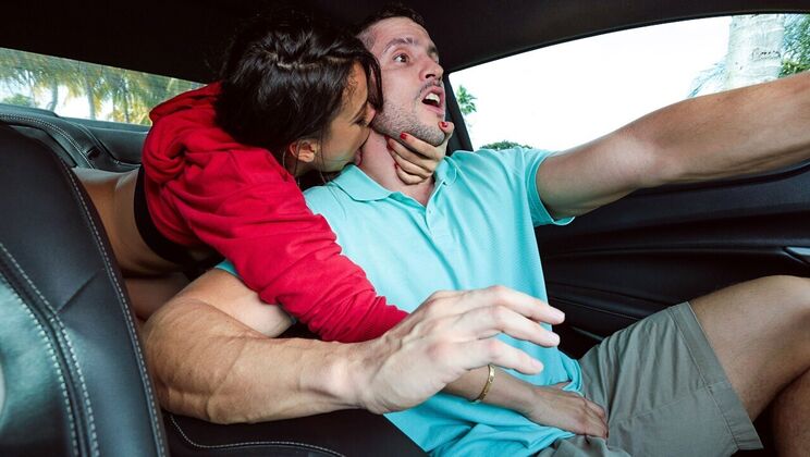 [MonsterCurves] - Driver Fucks Dom in Outdoor Adventure - Luna Star - Duncan Saint