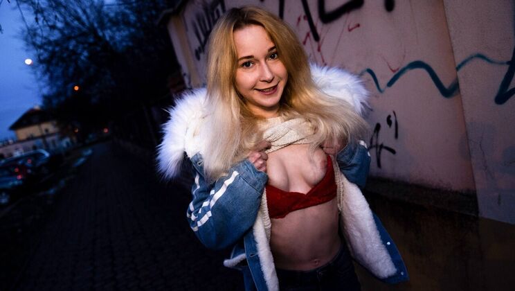 [PublicAgent] - Fresh Face Blonde Gets Facial - Erik Everhard - Sweetie Plum