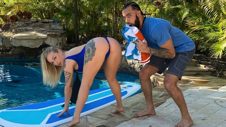 [MilfHunter] - Big Ass MILF Elana Bunnz in Bikini - James Angel - Elana Bunnz