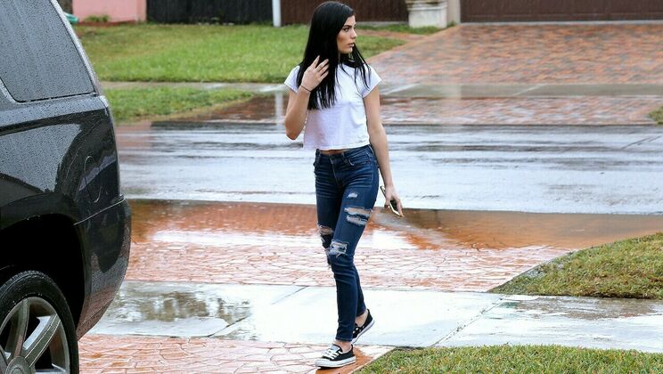 [StrandedTeens] - Sadie Blake Gets Fucked by Jmac Outdoors - jmac - Sadie Blake