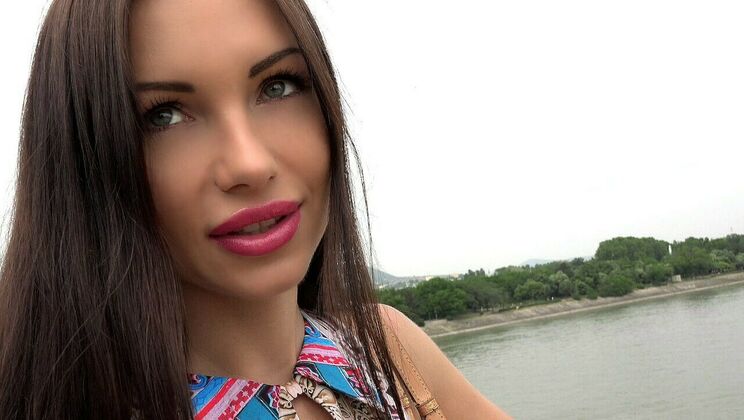 [PublicPickups] - Fucking Sasha Rose, a Beautiful Russian Brunette, Outdoors - Sasha Rose