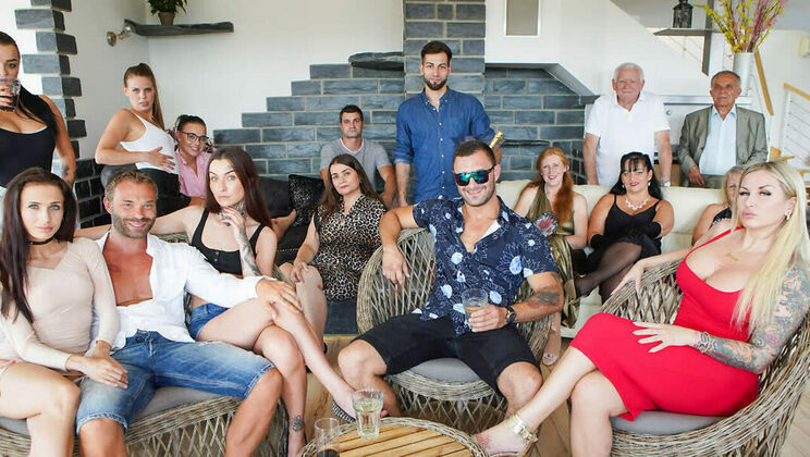 [FamilyScrew] - Blonde Bombshells and Family Cum