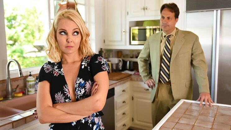 Taboo Stepfamily Encounter: Aaliyah Love and Nathan Bronson