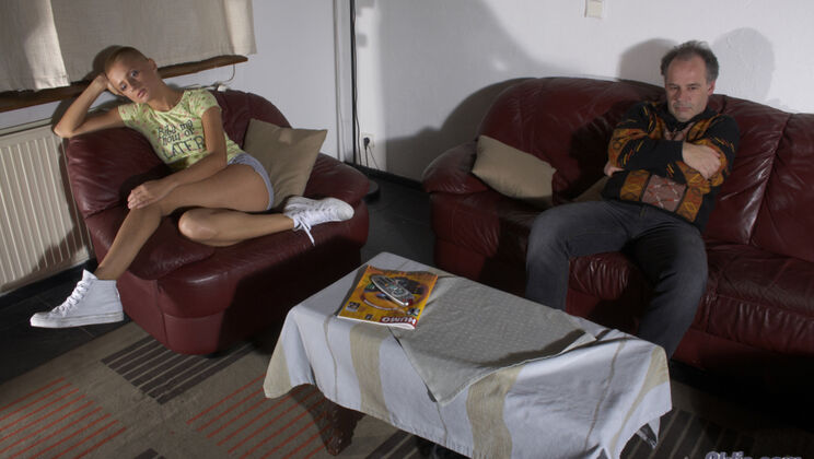 [Oldje] - Natural Tits and Short Hair Suck - CJ - Erick