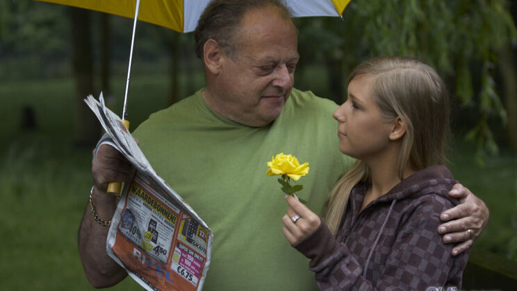 [Oldje] - Monster Love: Sheryl's Close-Up and Kissing Affair - Neil - Sheryl Nitro