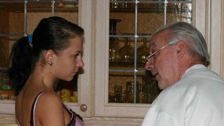 [Oldje] - Cum Swallowing Brunette Maid in Doggystyle
