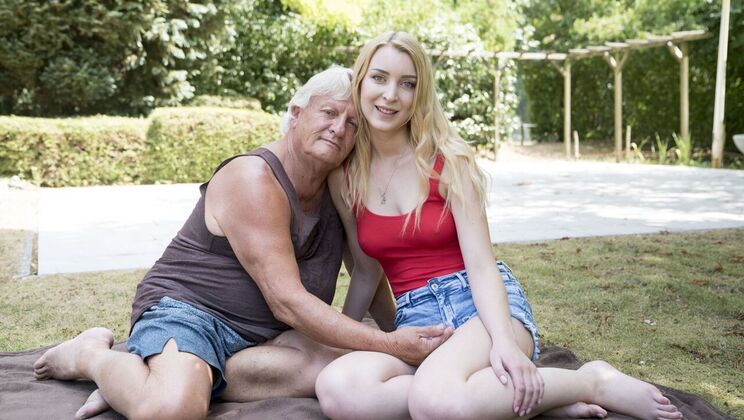 [Oldje] - Skinny Student Gets Fucked by Older Yogin - Amaris - Hugo S