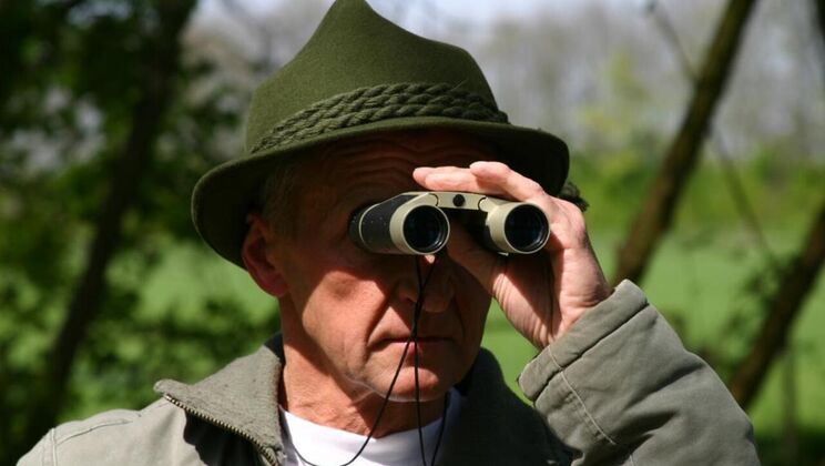 [Oldje] - Pierced and Fucked Outdoor - Doug - Maya Brown