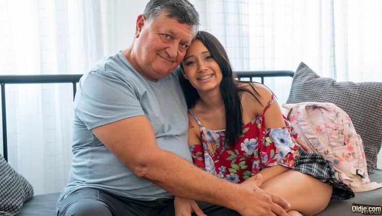 [Oldje] - Tattooed Teen Lia Ponce Cheats Landlord - Lia Ponce - Eddie Montana