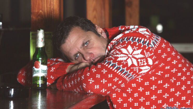 [Oldje] - Waitress Gets Down and Dirty - Sherman - Defrancesca Gallardo