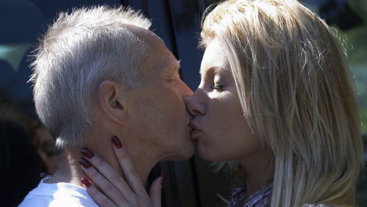 [Oldje] - Hot Outdoor Car Sex - Donna Bell - Doug