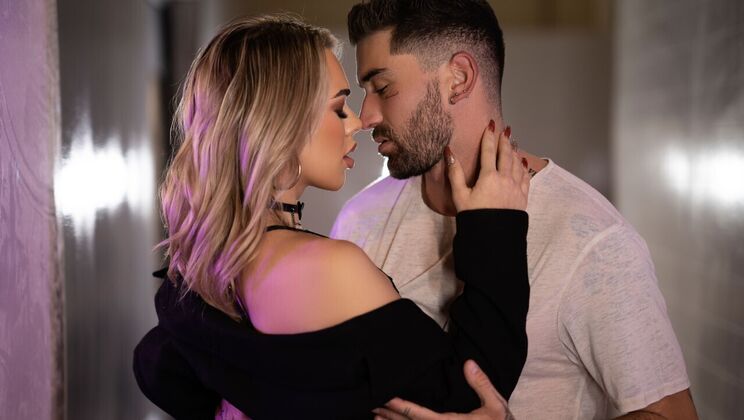 [TransAngels] - Gone In A Flash Of Ass - Emma Rose - Chris Damned