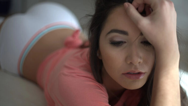 Karlee Grey Gets Fucked and Facial from Manuel Ferrara