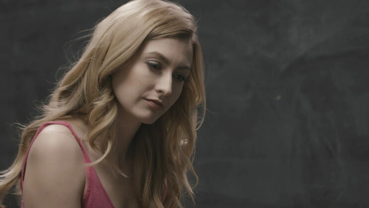 [Deeper] - Standing and Dominating